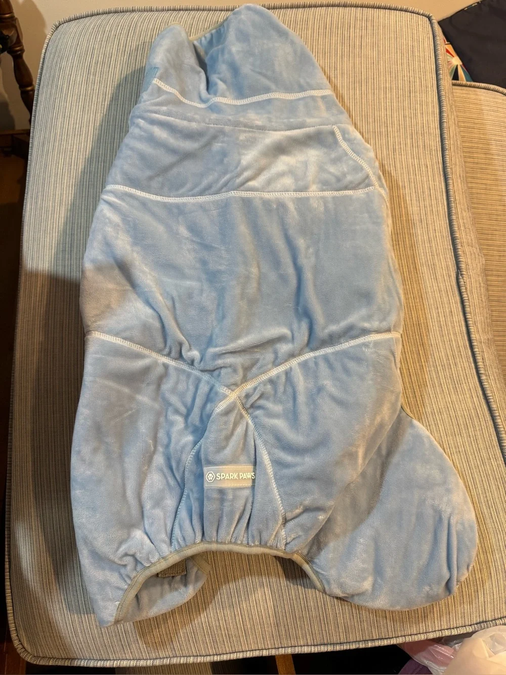 BRAND NEW ✨SPARK PAWS✨ 10 Minute Dry Dog Bathrobe 2XL